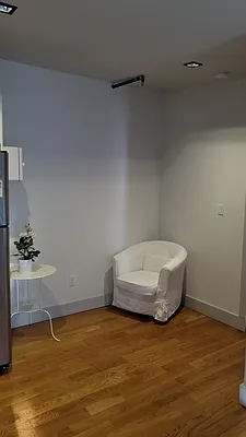 Rented by Henry Management | media 9