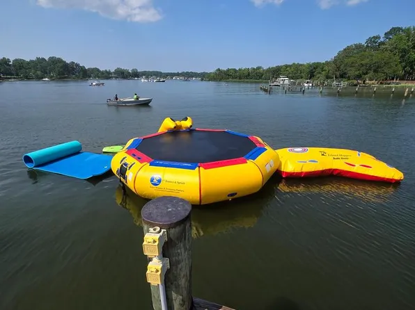 328 Arbutus Dr, Edgewater, MD 21037