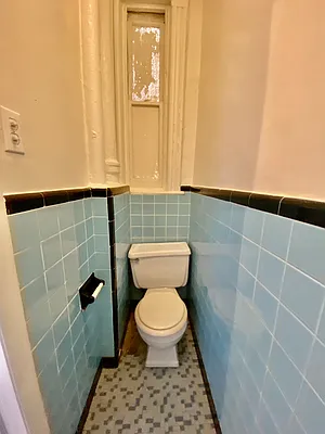 Rented by CMV Realty Inc. | media 9