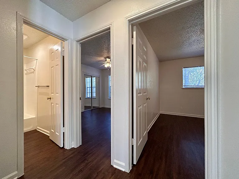 9217 Kempler Dr — Photo 8
