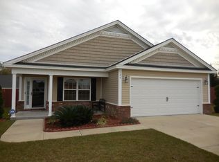 124 Auburn Cir, Glennville, GA 30427