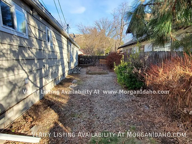 1501 W Dewey St — Photo 22
