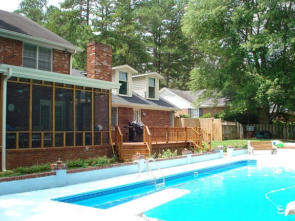 Screen porch/deck/pool view