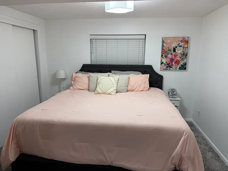 364 N 800 E — Photo 24