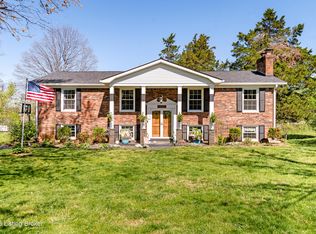 202 Cedarview Dr, Shepherdsville, KY 40165