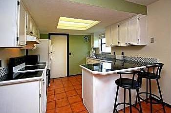 4th image of 7913 Segovia St