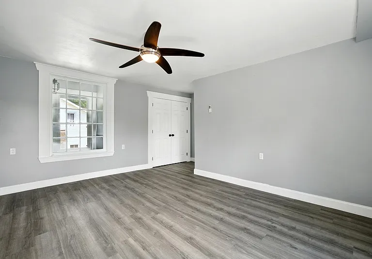 656 Florida Ave — Photo 15