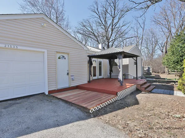 21535 W Sarah Dr, Lake Villa, IL 60046