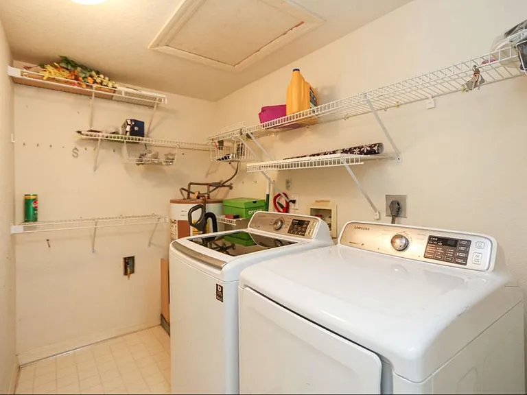 966 Woodshire Ln #204 — Photo 16