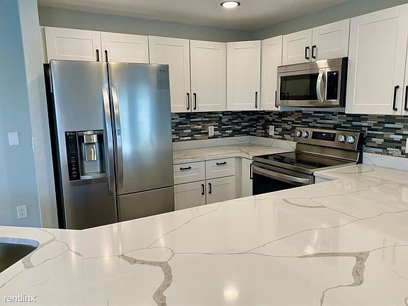 3rd image of 4322 Tyler Cir N