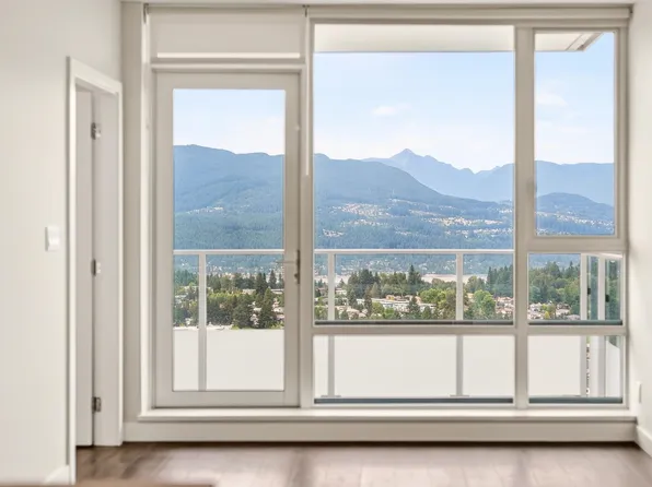 567 Emerson St #4005, Coquitlam, BC V3J 0G3