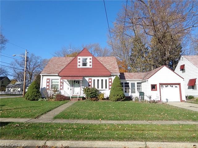 1st image of 809 Curtis Ave