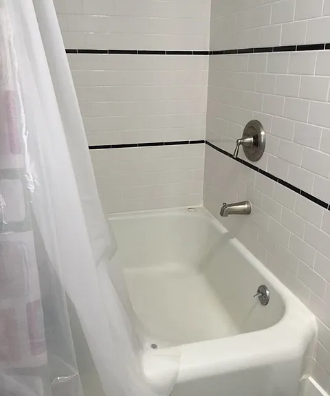 301 Nottingham Rd — Photo 4