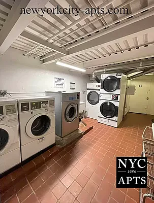 Rented by New York City Apartments | media 9