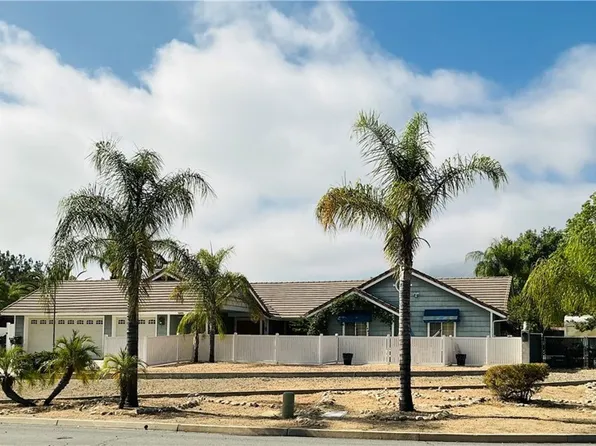 15025 Amorose St, Lake Elsinore, CA 92530