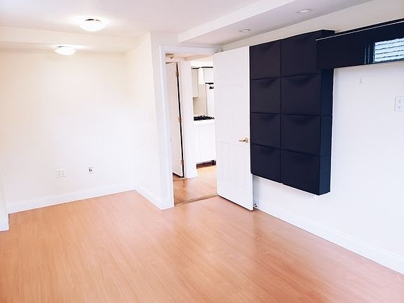 3rd image of 40-39 27th St #2