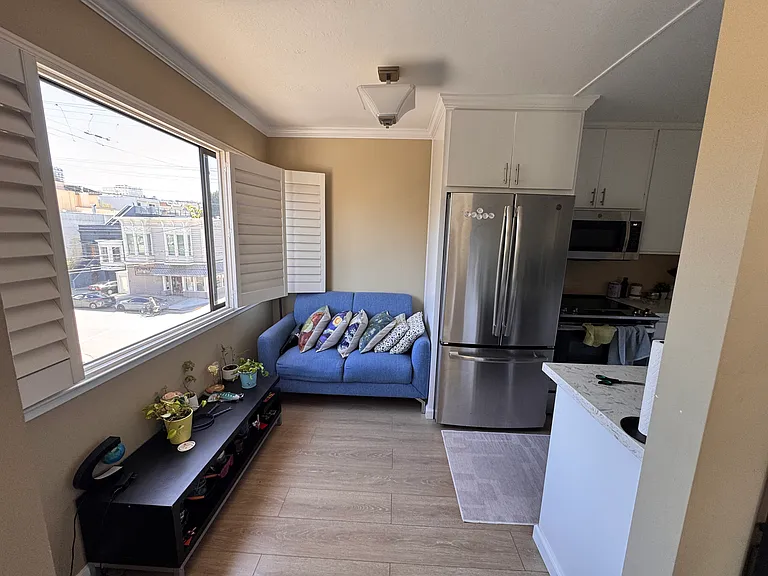 1884 Greenwich St #201 — Photo 4