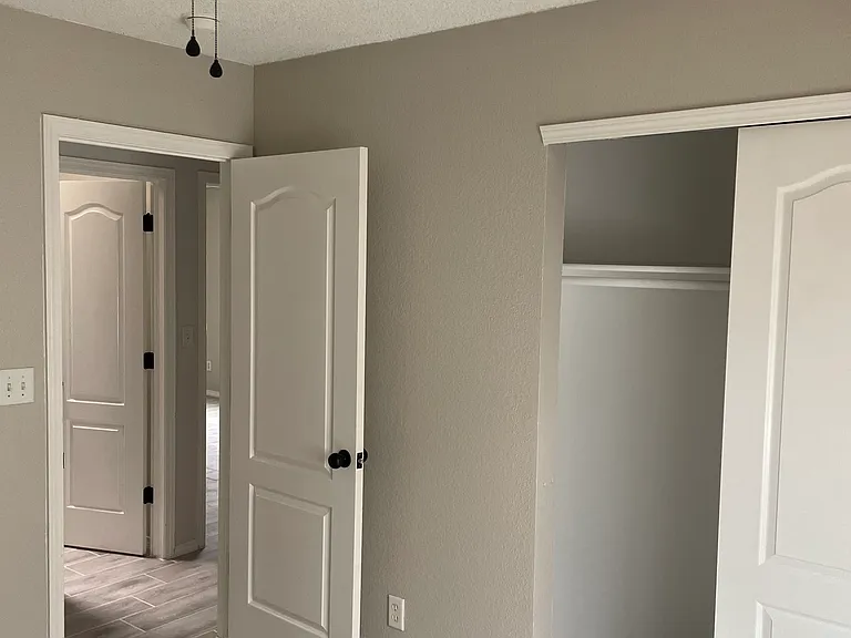 14205 Desert Sage Dr — Photo 18
