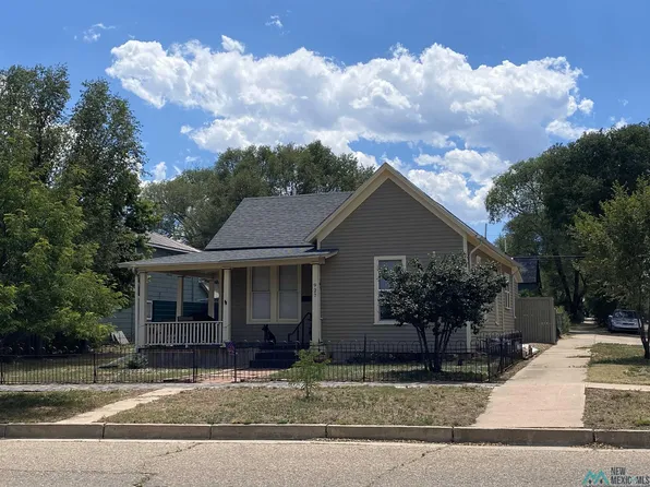 927 4th St, Las Vegas, NM 87701