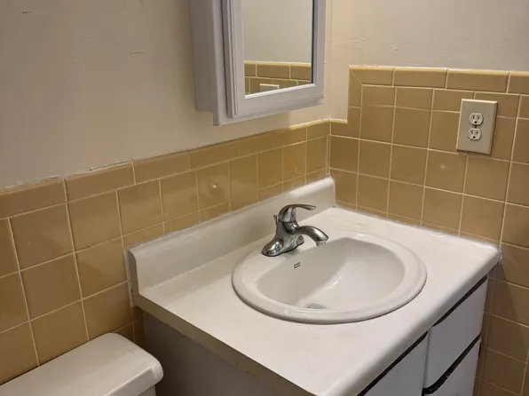 1039 E Elm St APT 104, Springfield, MO 65806