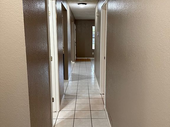 5th image of 3717 Bluebird Ave