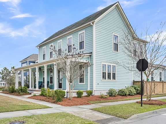 3rd image of 208 Springrise Ln