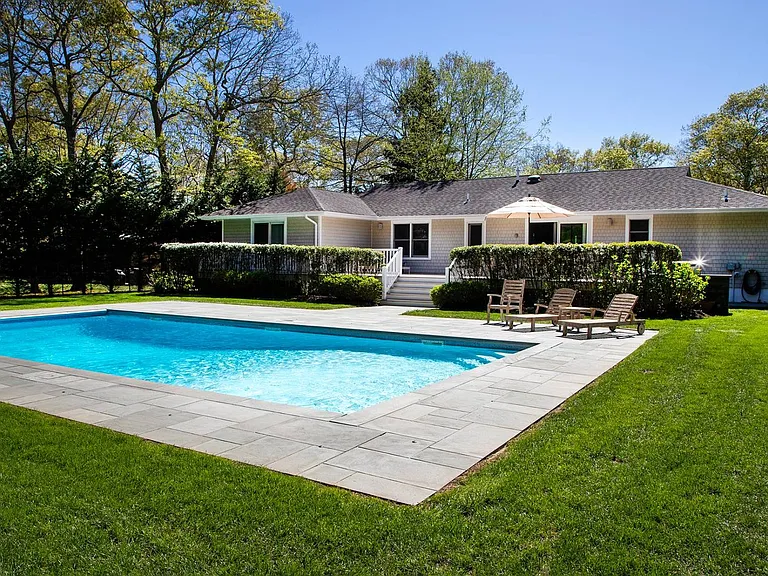 5 Tamarack Ln — Photo 1