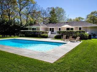 5 Tamarack Ln, East Quogue, NY 11942