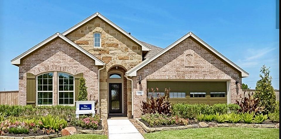 1st image of 106 Saddle Dr