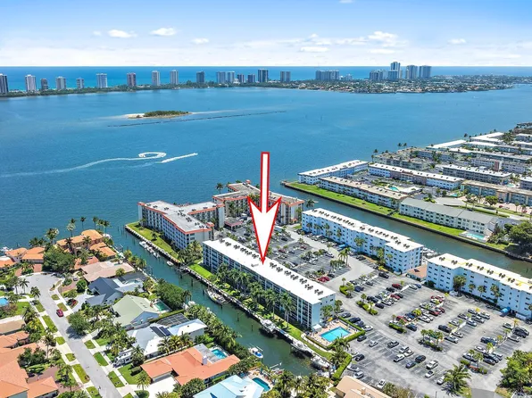 109 Paradise Harbour Boulevard #307, North Palm Beach, FL 33408