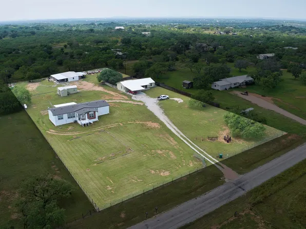 243 E Flag Creek Ranch Rd, Llano, TX 78643-0000