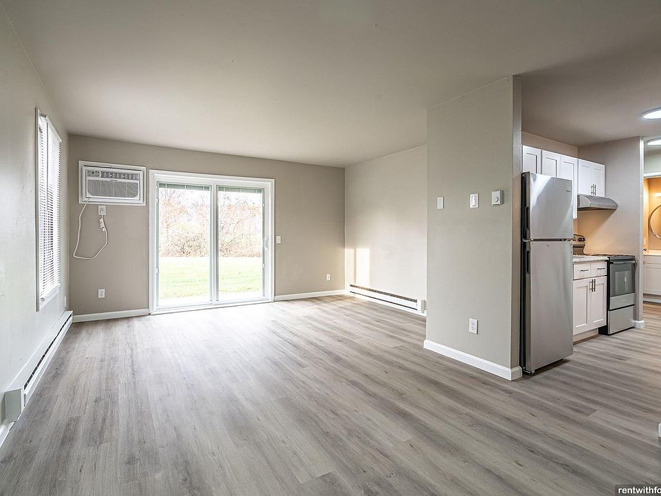 The Bayfront 104 Lakecrest Dr Beaver Dam WI Zillow