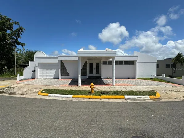 11 Calle 6 #A, Arecibo, PR 00612