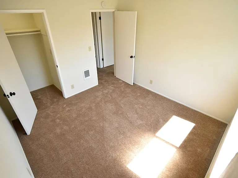 2126 Lincoln Ave #35 — Photo 8
