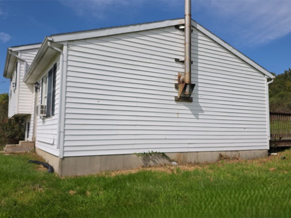 2nd image of 691 Powers Rd