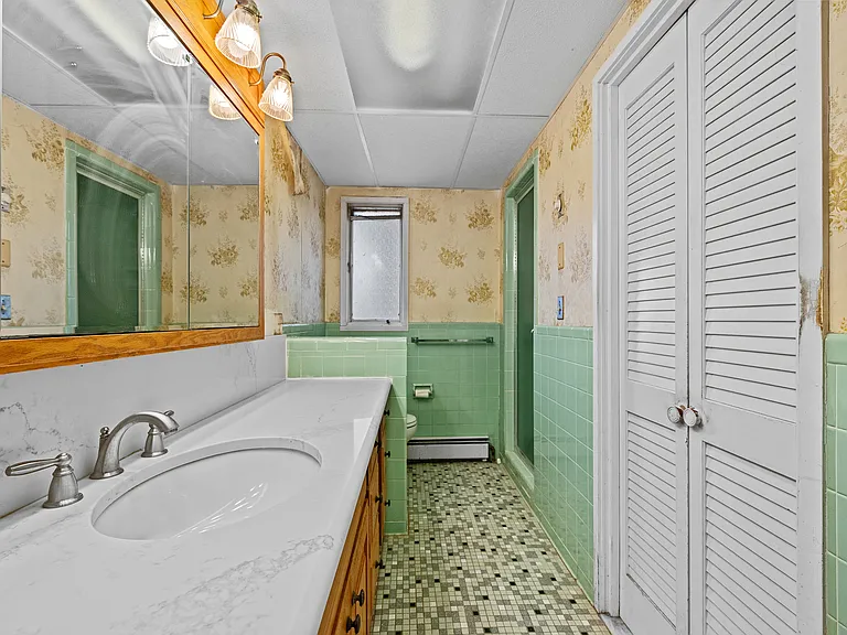 100 Leonard Rd — Photo 18