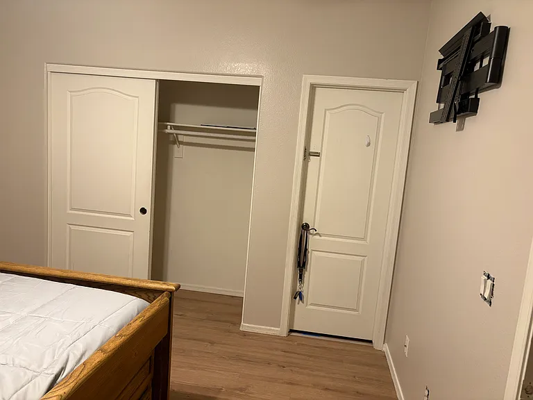 Bedroom 9. new linens, memory foam queen mattress, TV mount, new LVP flooring, Fresh paint (Jack and Jill bathroom) shared with 1 other room.
