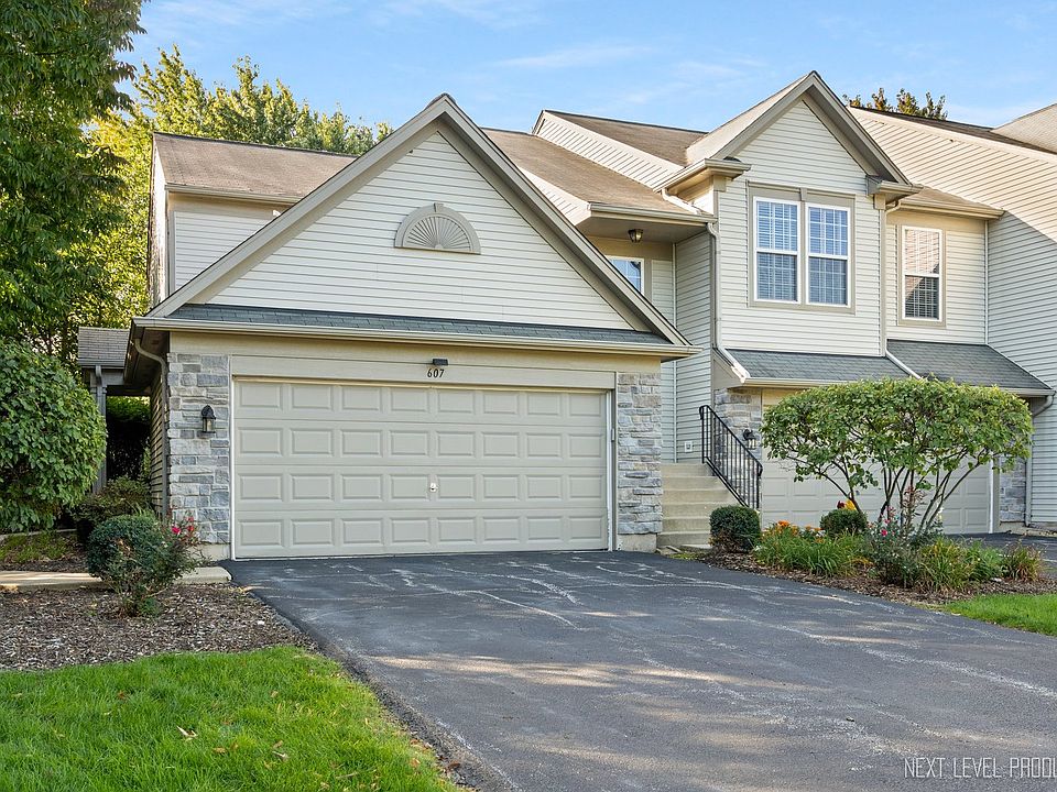 1st image of 607 Conservatory Ln #607