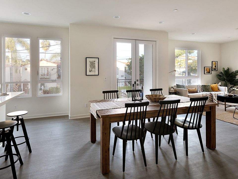 1st image of 3008 Marathon St #12