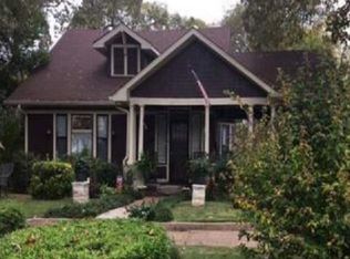 305 5th Ave NW, Decatur, AL 35601