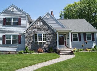 1614 Dewitt Ter, Linden, NJ 07036