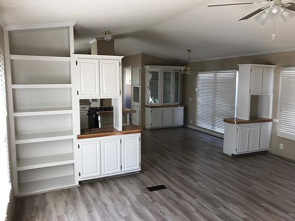 4th image of 120 Southland Dr