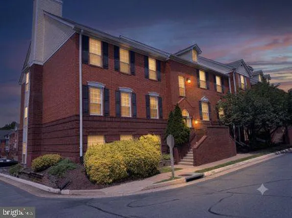 666 Gateway Dr SE Unit 501, Leesburg, VA 20175