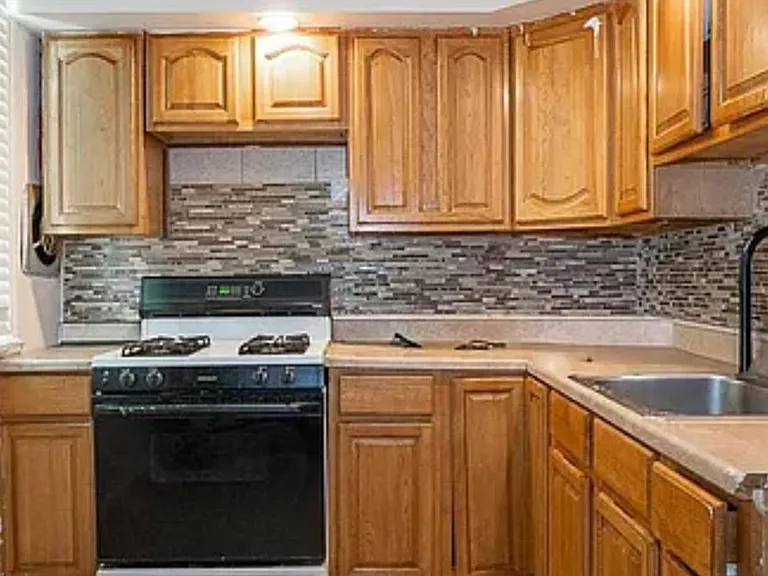 131 Westdale Rd — Photo 3