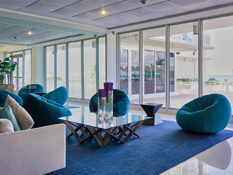 5701 Collins Ave #1714 — Photo 39