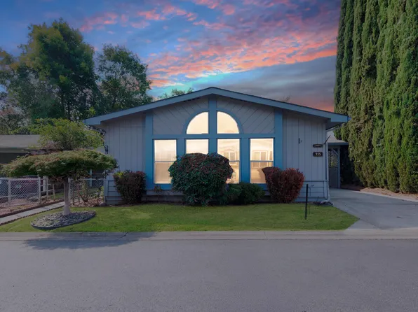 115 NW Wrightwood Cir, Grants Pass, OR 97526