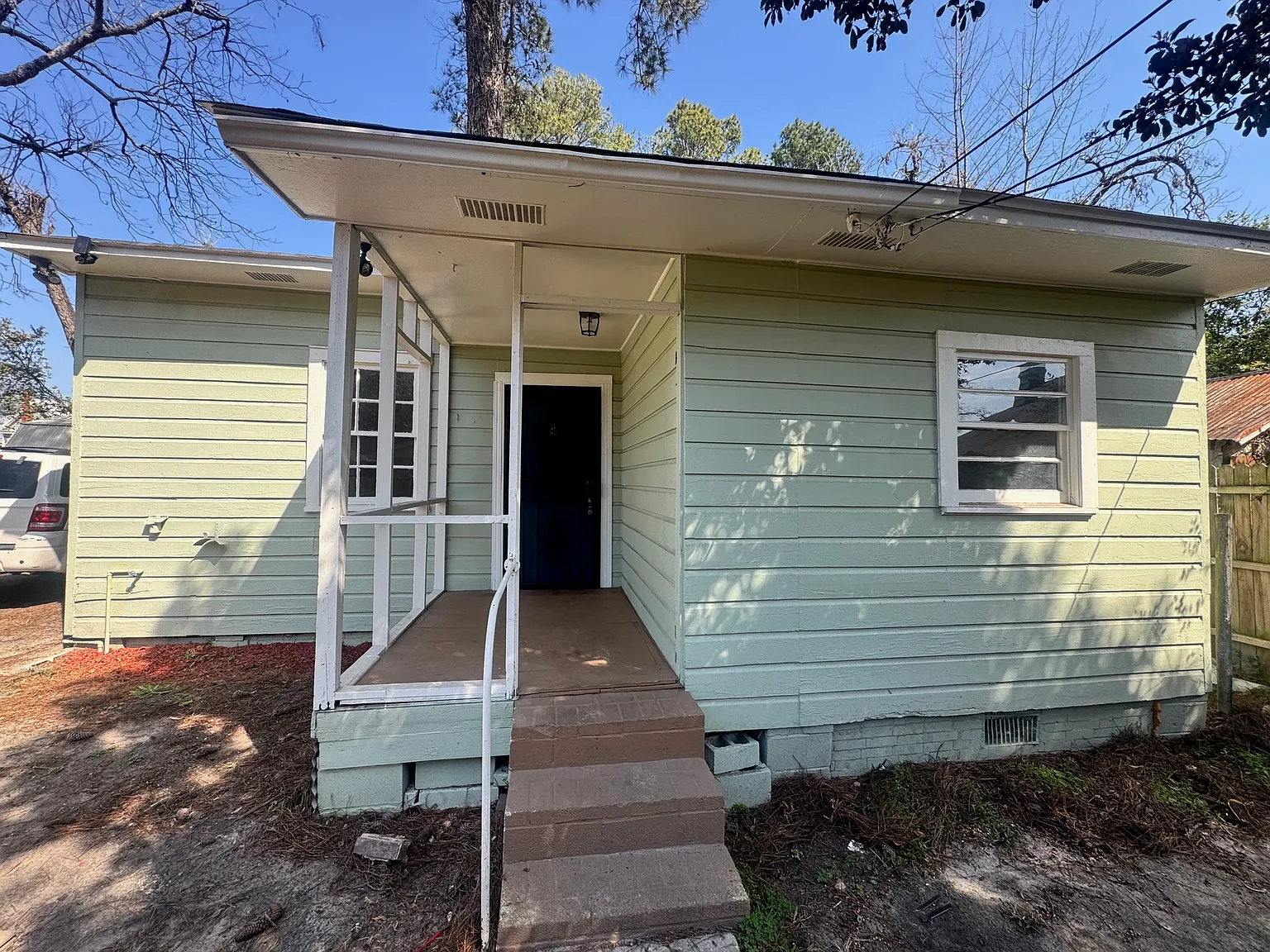 1 bed, 450 sqft, $700 — Photo 1