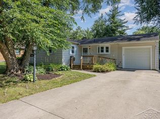 4010 Cambridge St, Midland, MI 48642