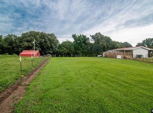 949 Bill Nanney Cir, Dukedom, TN 38226