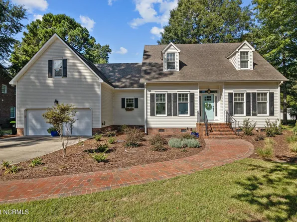 3511 Barons Way, Trent Woods, NC 28562